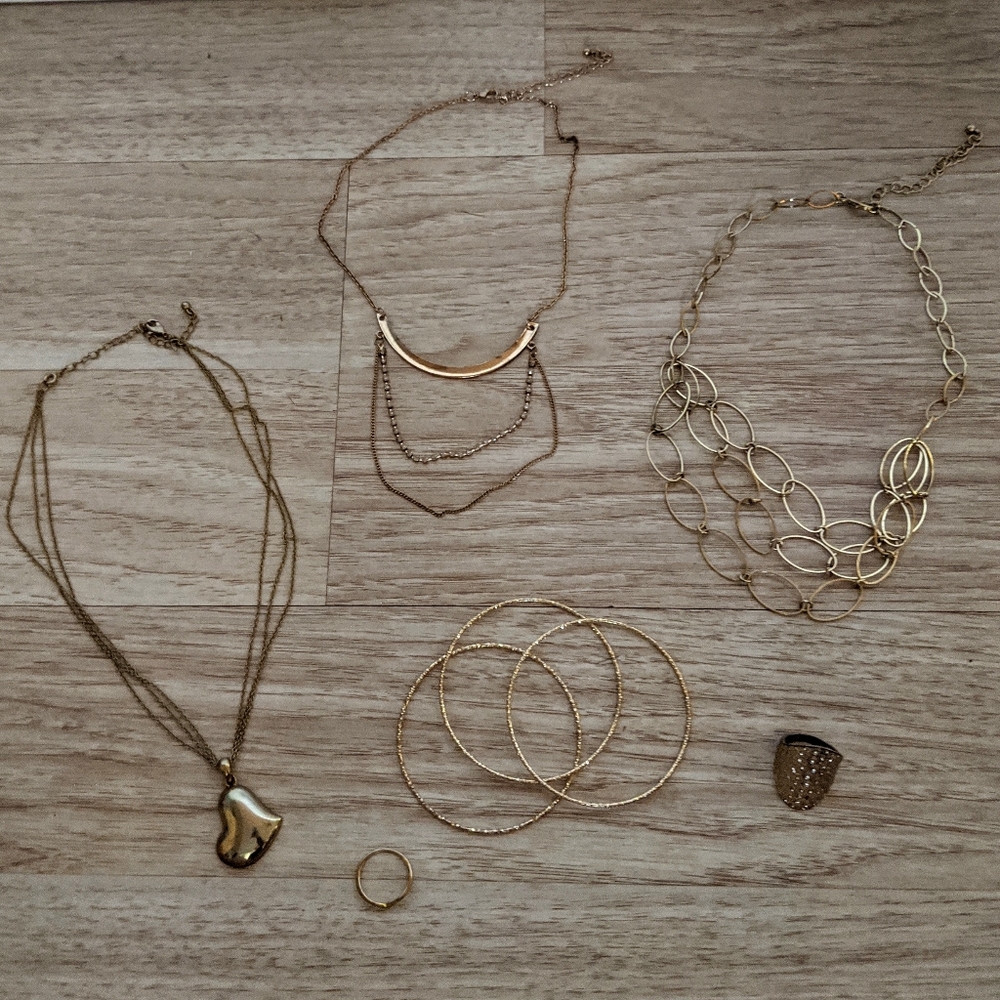 Gold tone jewelry chevron ring necklaces set